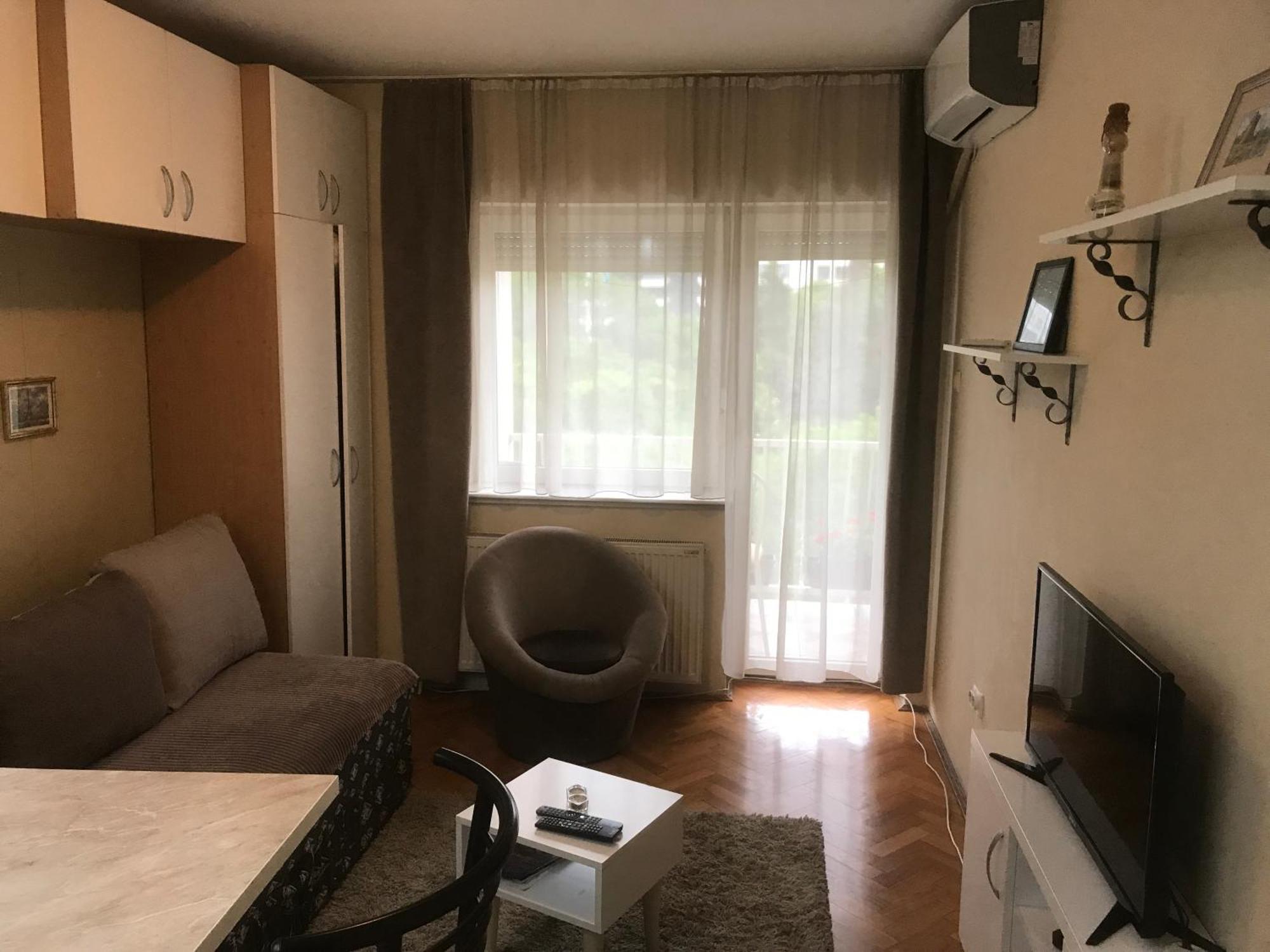 Studio Nina Нови-Сад Экстерьер фото